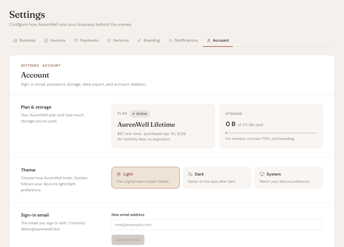 Account settings page with plan, storage, theme, and sign-in email controls